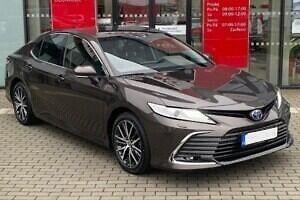 Toyota Camry 2,5 Hybrid Executive - fotka 4 z 30