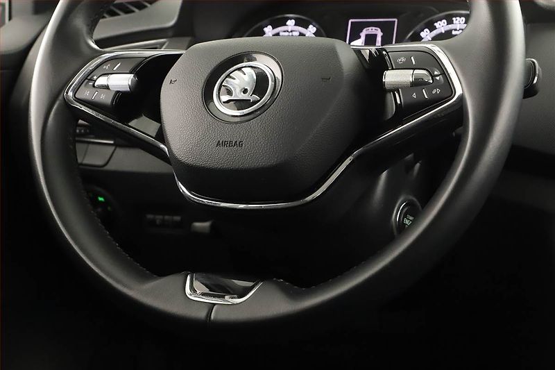 Škoda Fabia (2022) Ambition 1.0 TSI, ČR,1.maj - fotka 13 z 16