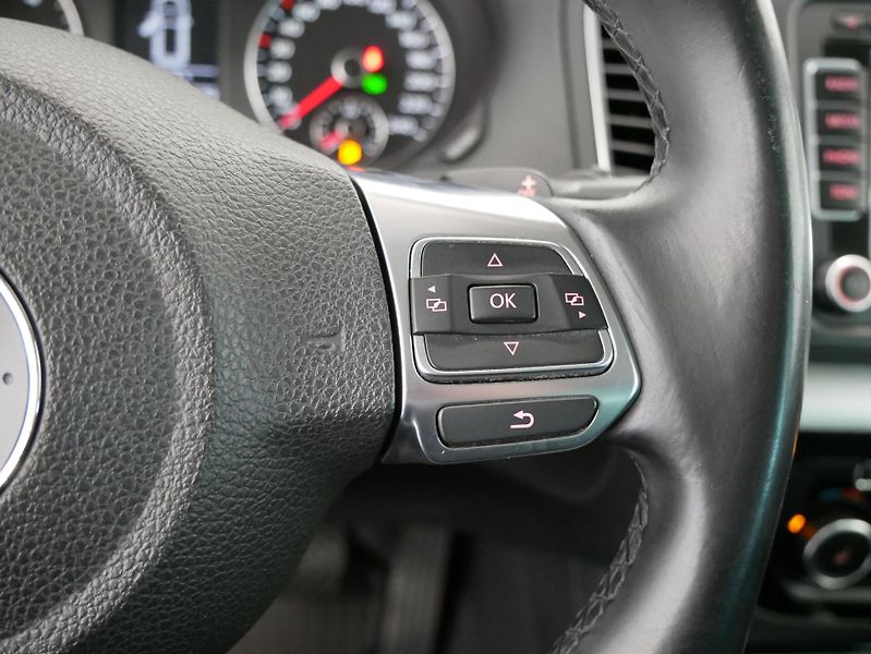 Volkswagen Sharan - fotka 15 z 25