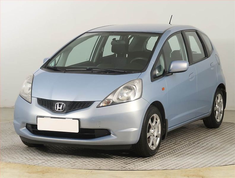 Honda Jazz (2010) 1.2 i-VTEC, nová STK, Tažné - fotka 2 z 15