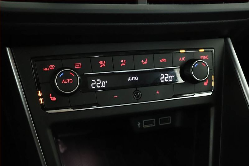 Volkswagen Polo (2018) 1.0 TSI, Tempomat - fotka 13 z 14