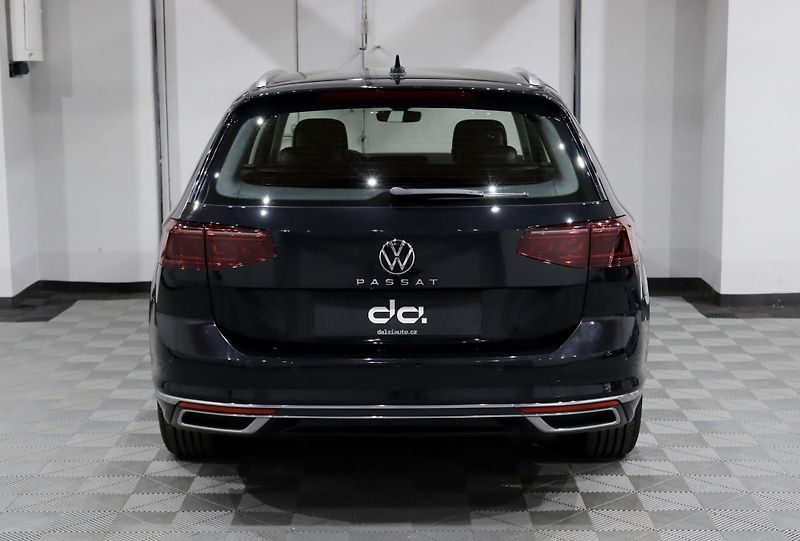 Volkswagen Passat 2.0 TSI 140 kW DSG Elegance - fotka 6 z 47