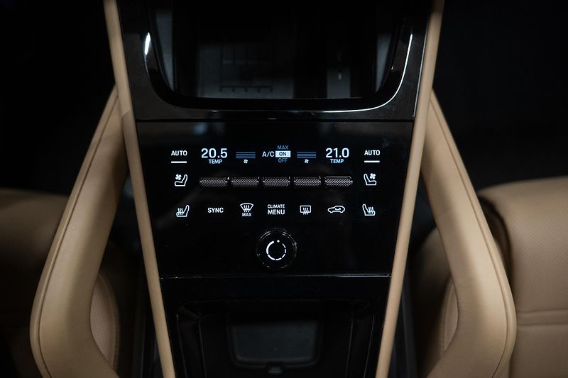 Porsche Cayenne (2025) S COUPÉ 4.0 V8 349KW VZDUCH TZ - fotka 28 z 52