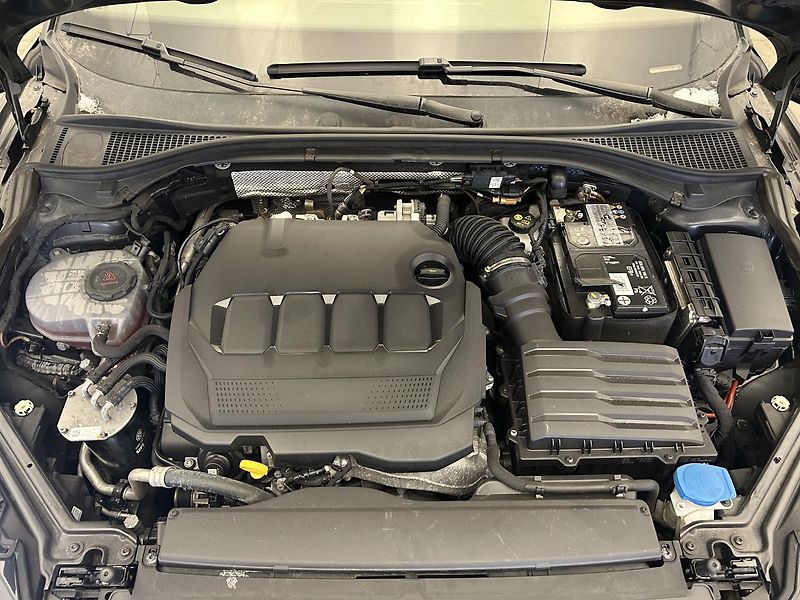 Škoda Superb 2.0 TDI 4x4 Style - fotka 22 z 24