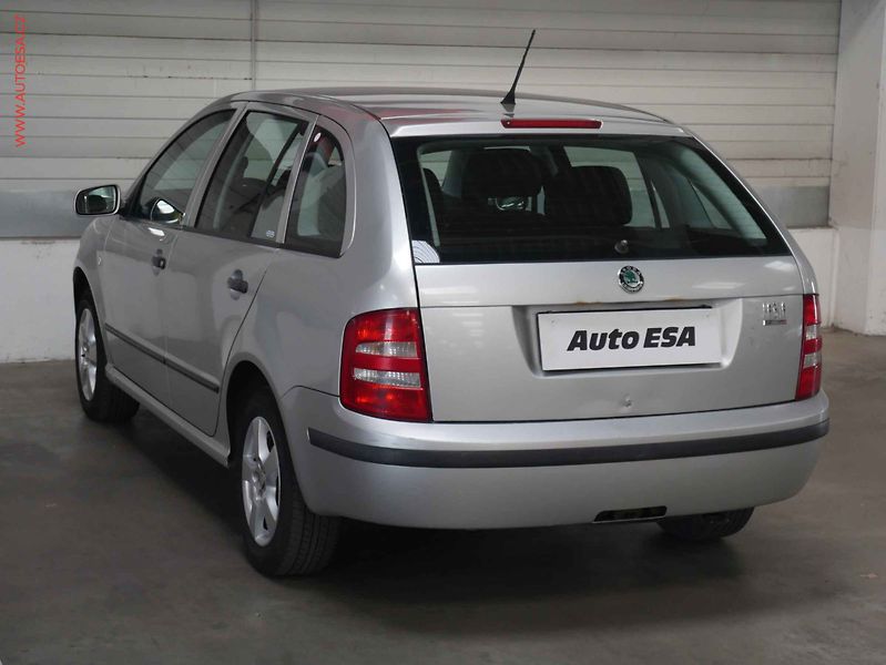 Škoda Fabia (2004) 1.2 HTP, ČR, Tažné, STK3/28 - fotka 4 z 14