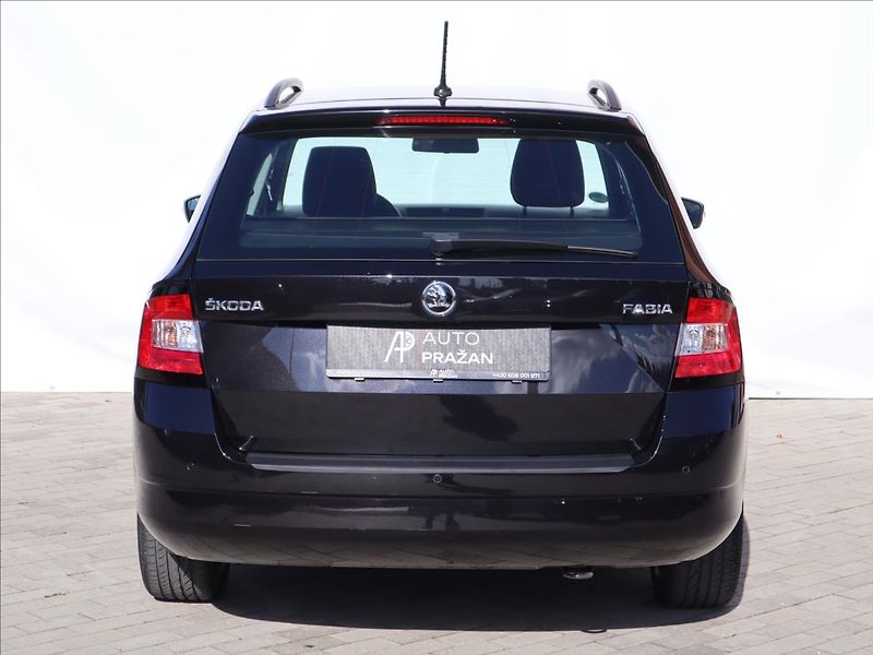 Škoda Fabia 1,2   TSi 66kW ParkPilot Klima - fotka 5 z 30