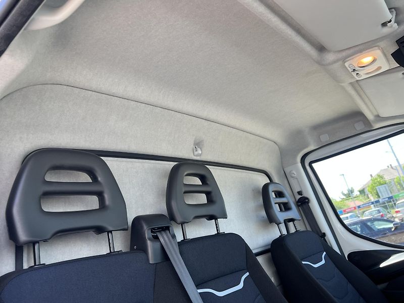 Iveco Daily (2022) Skříň*35S16*115kW*DPH - fotka 25 z 25