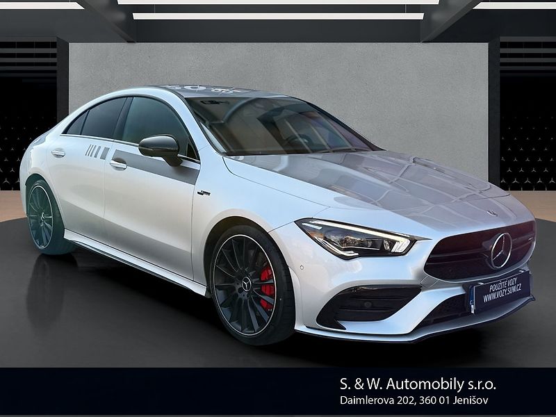 Mercedes-Benz CLA 35 AMG 4MATIC Premium - fotka 3 z 40