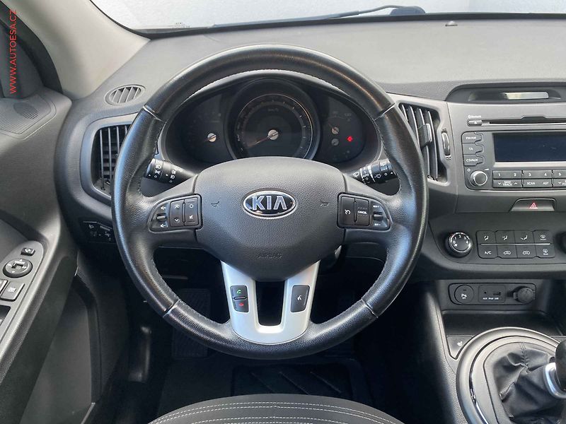 Kia Sportage (2013) 1.6 GDi 2WD, Vision - fotka 11 z 15