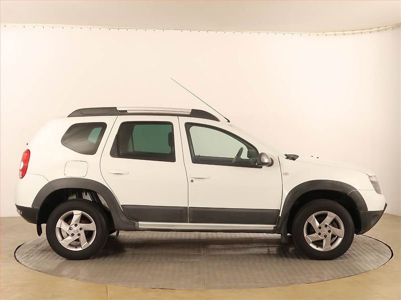 Dacia Duster (2013) 1.6 16V - fotka 6 z 15