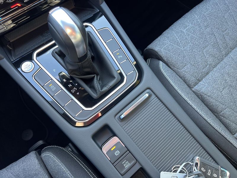 Volkswagen Passat 2.0 TDi 147kw ACC kamera tažné - fotka 21 z 25