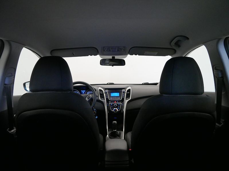 Hyundai i30 - fotka 21 z 23