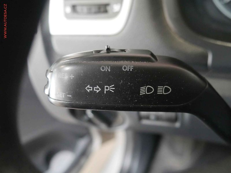 Škoda Fabia (2007) 1.2i, AC, temp, STK8/28 - fotka 12 z 15