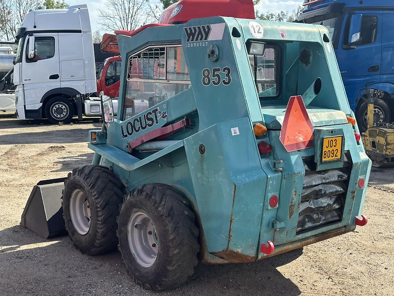 Locust L853 smykový nakladač  - fotka 5 z 12