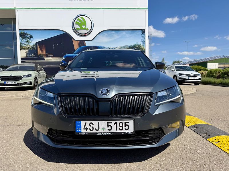 Škoda Superb (2018) 2.0 TDI 140kW DSG 4x4 SPORT!!! - fotka 2 z 32