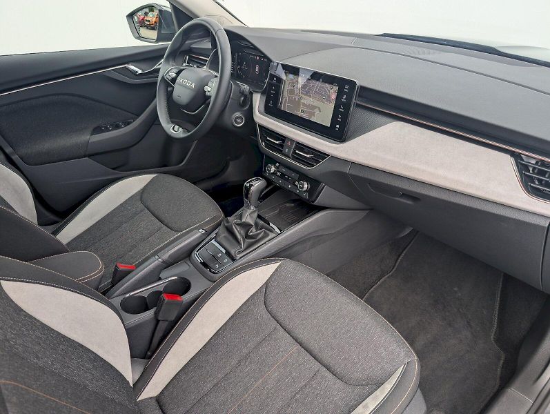 Škoda Kamiq (2025) 1,0 TSI / 85 kW DSG Top Select - fotka 10 z 30