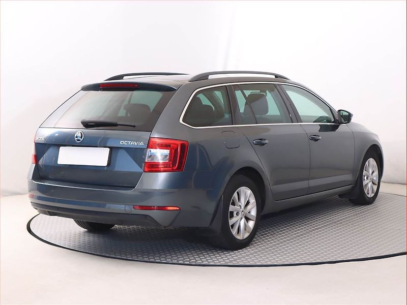 Škoda Octavia (2019) Style 1.6 TDI, Automat - fotka 5 z 20