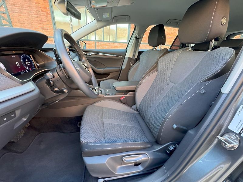 Škoda Octavia (2023) Combi Style 2,0 TDI 110 KW AUT - fotka 11 z 21