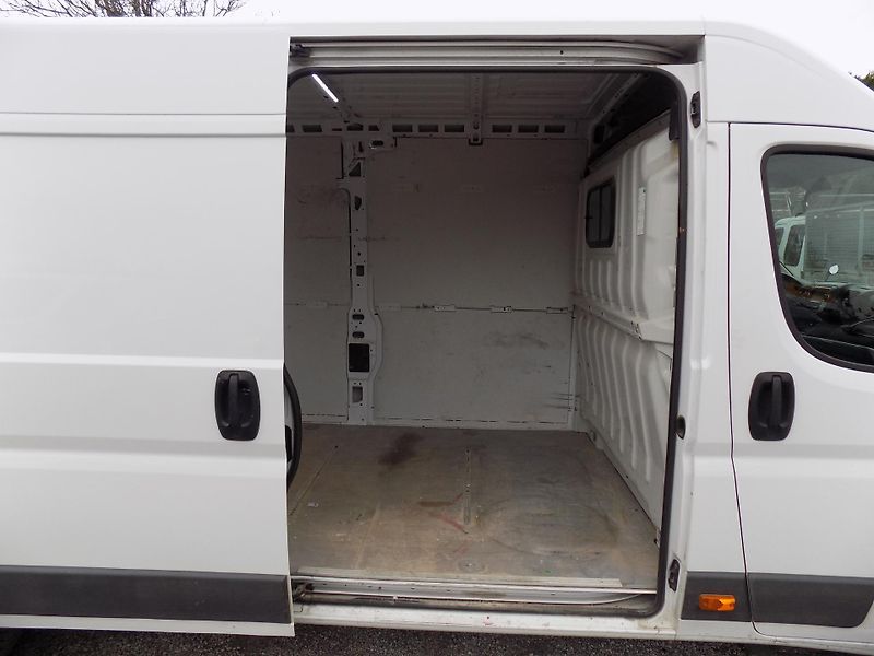 Fiat Ducato 2,3 JTD 130 KW L4H3 AC, TZ, .. - fotka 21 z 38