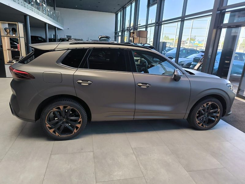 Cupra Terramar (2025) 2.0 TSI 204k DSG 4WD - fotka 8 z 14