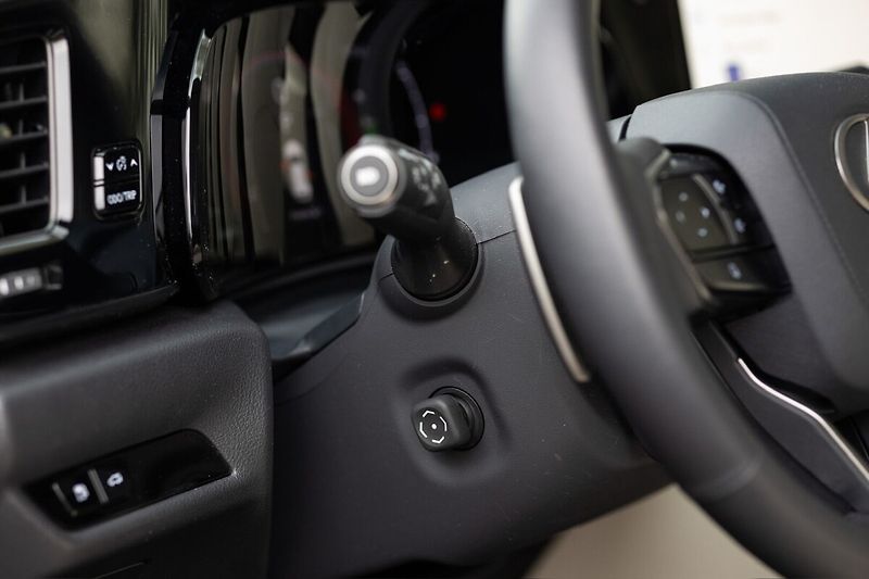 Lexus NX 450h plus 450H 2.5 PHEV LUXURY - fotka 20 z 29