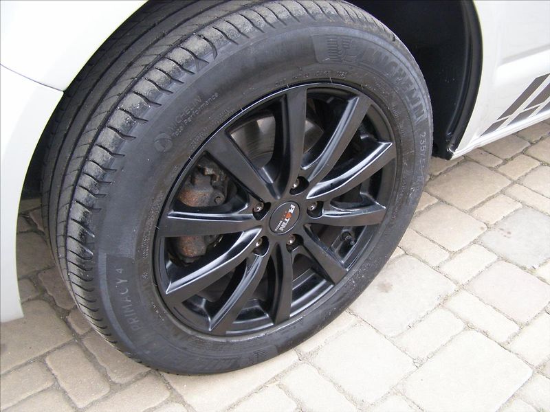 Volkswagen Caravelle 2,0   LONG  DSG po servisu 103 - fotka 10 z 38