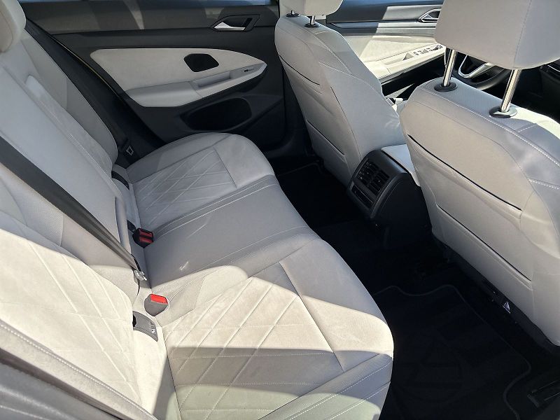 Volkswagen Golf Variant (2022) 2.0 TDI DSG Style - fotka 10 z 27