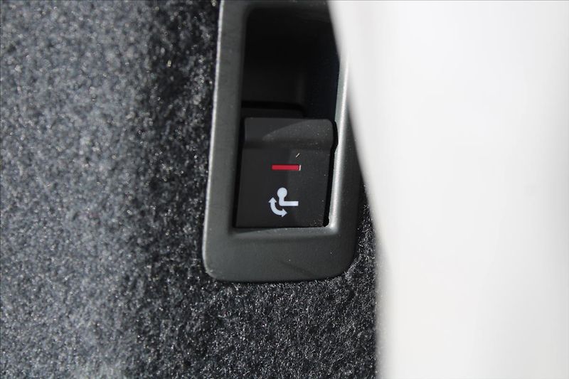 Audi A4 2,0 TDI  AUTOMAT,4x4,VIRTUAL - fotka 34 z 41