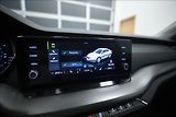 Škoda Octavia 2,0 TDI DSG VÝHŘEV 1. MAJ ČR - náhled 32