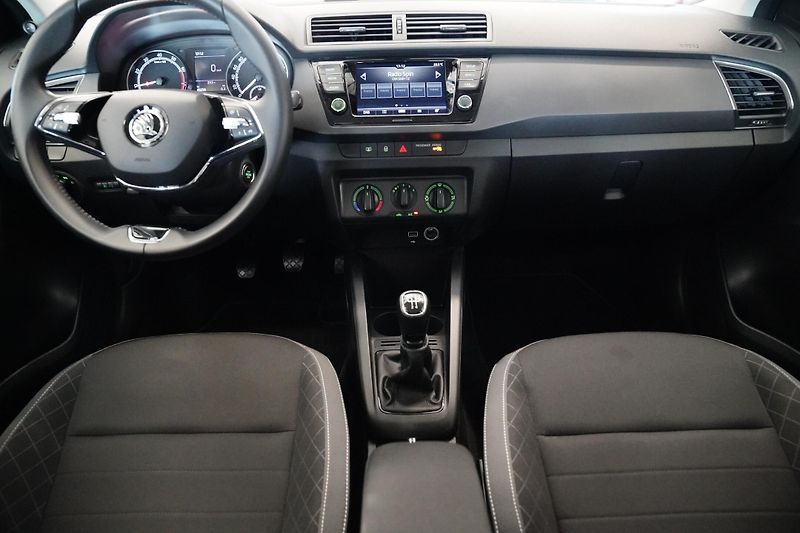 Škoda Fabia - fotka 5 z 29