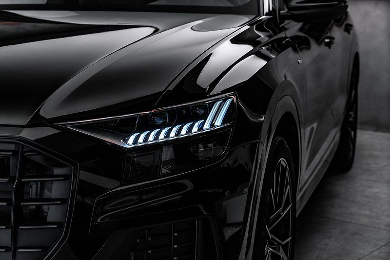 Audi Q8 50TDI S-line Matrix Vzduch - fotka 8 z 18