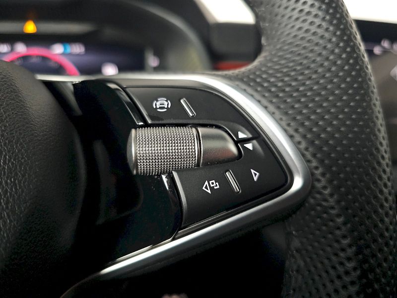 Škoda Kamiq (2025) 1.0TSI 85kW DSG MONTE CARLO TA - fotka 21 z 29
