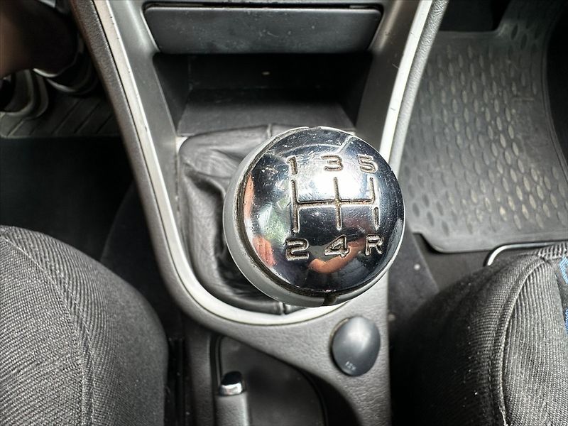 Peugeot 307 1.6 80kW - fotka 23 z 30