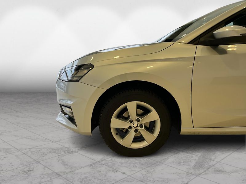 Škoda Fabia 1,0 TSi 70 kW SELECTION - fotka 10 z 25