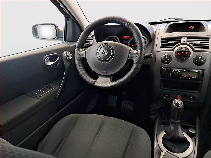 Renault Mégane (2005) 1.6 16V , po STK, Tažné, Klima - fotka 7 z 14