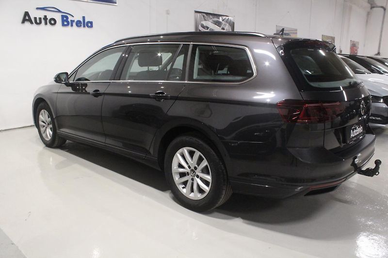 Volkswagen Passat (2020) 2.0TDI DSG Facelift Matrix  - fotka 11 z 34