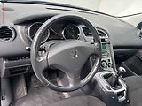 Peugeot 5008 (2011) 1.6 HDi, AC, tempo, park - náhled 12