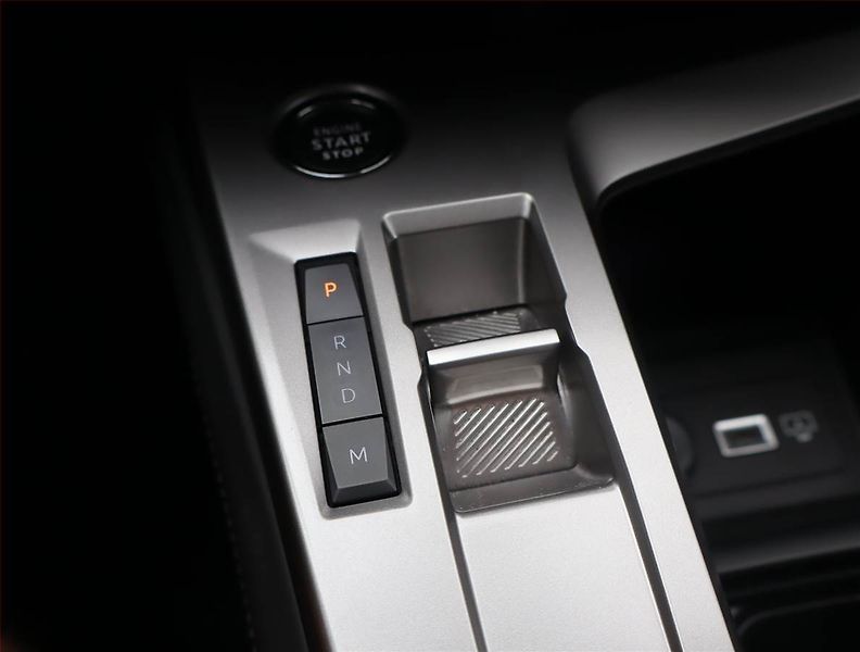 Peugeot 308 (2023) Allure 1.5 BlueHDi, Automat - fotka 16 z 25