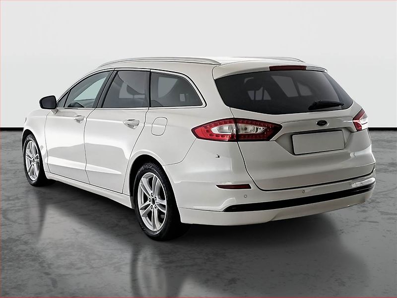 Ford Mondeo (2015) 2.0 TDCI, Navi, Tempomat - fotka 4 z 18