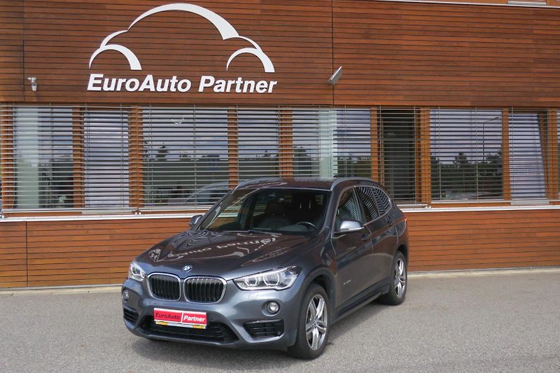 BMW X1 (2017) 2.0 xDrive25d SPORT LINE - fotka 47 z 48