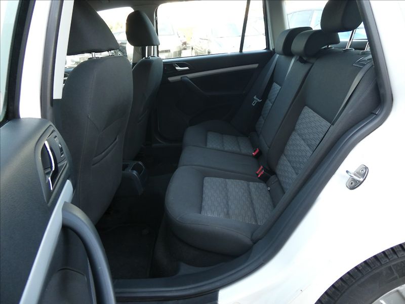 Škoda Octavia 1,6 TDI Greenline, po servise - fotka 22 z 50
