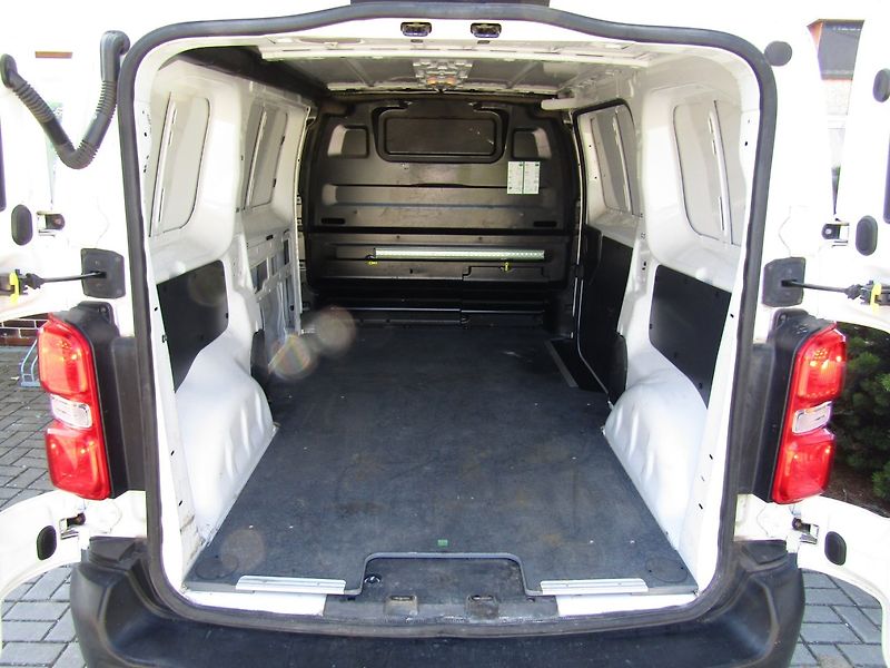 Citroën Jumpy (2017) 1.6 HDI 70kW  SUPER STAV - fotka 13 z 33