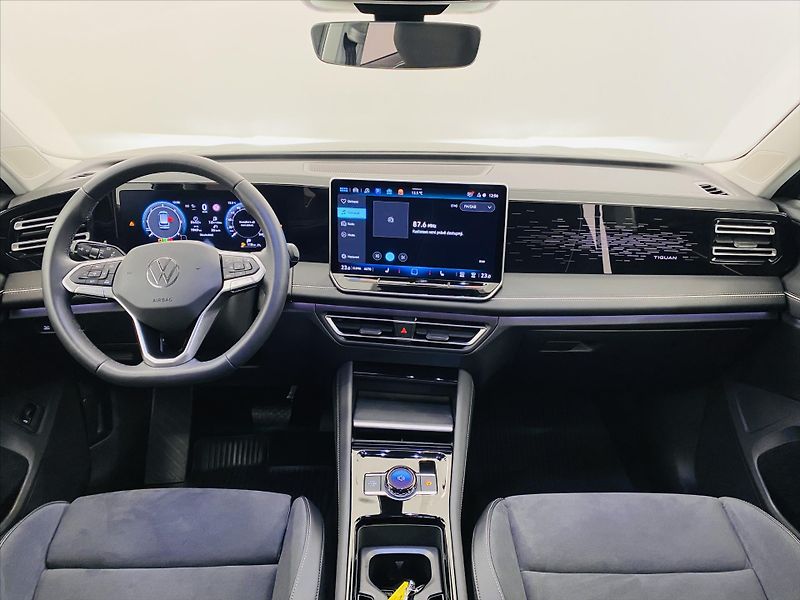 Volkswagen Tiguan 2,0 TDI 142kW 4Motion Elegance - fotka 9 z 24