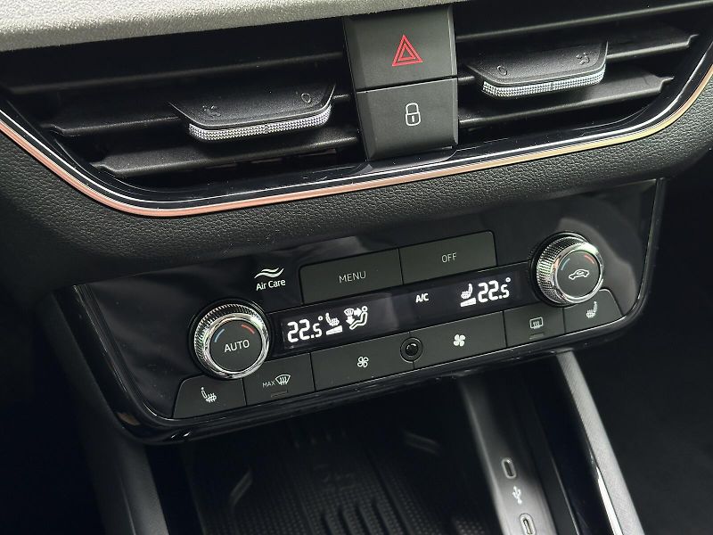 Škoda Scala 1.0TSi DSG 116PS LED V.Cockpit - fotka 25 z 46