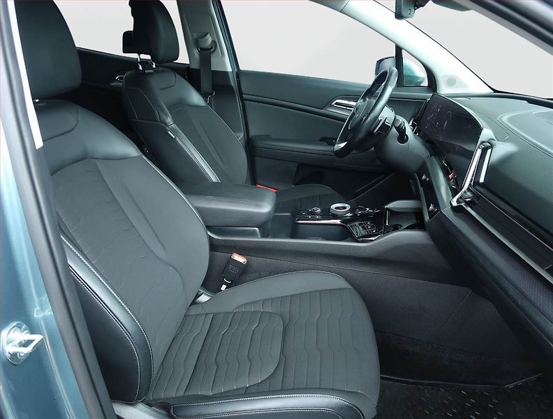 Kia Sportage (2023) Top 1.6 T-GDI MHEV - fotka 9 z 27