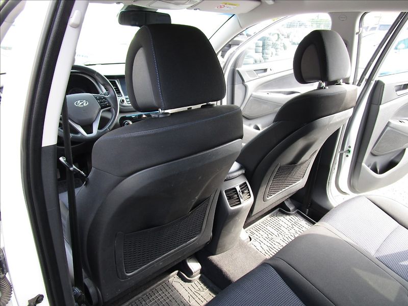 Hyundai Tucson 1.6T-GDi, aut. klima, 1. maj. - fotka 27 z 40
