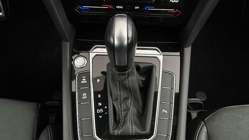 Volkswagen Arteon 2.0 TSI DSG R-Line Shooting Br - fotka 26 z 31