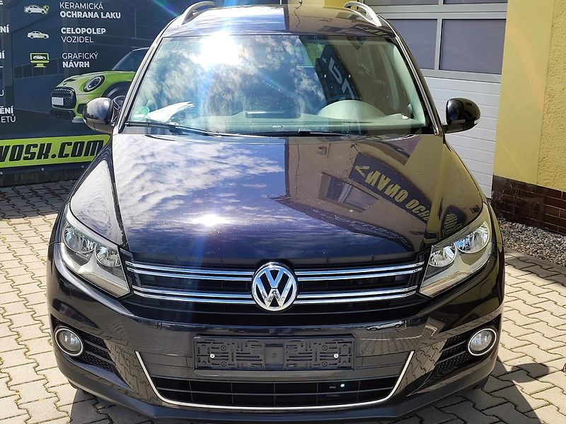Volkswagen Tiguan 2,0 TDi DSG 4motion SERV.KNÍŽK - fotka 2 z 41