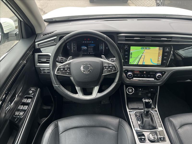 SsangYong Korando 1,5 TGDI  Premium AT 4WD CZ - fotka 12 z 28