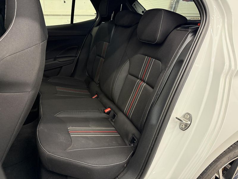 Škoda Fabia Monte Carlo 1.0 TSI 70 kW - fotka 21 z 23